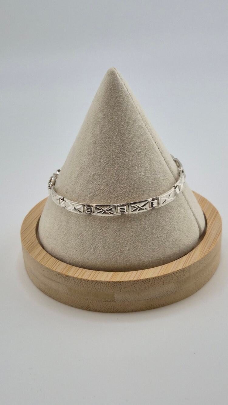 Vintage 925 Marked Silver Tone Link Bracelet Magnetic 7.5 Inch